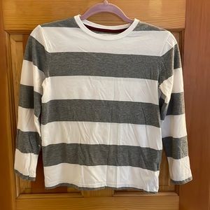 Boys Old Navy long sleeve size large 10-12